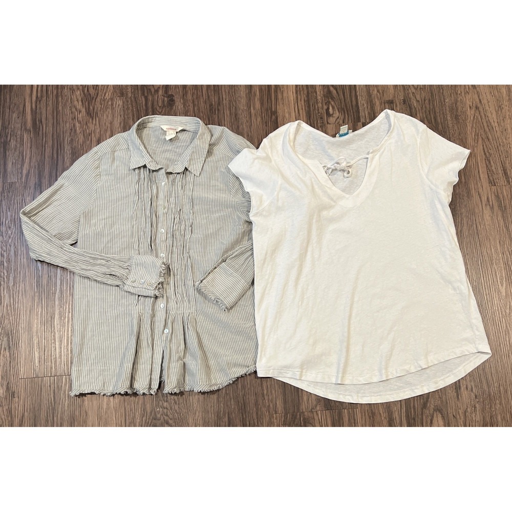 Lot of 3 Sundance Tops Trim V-neck White Size L